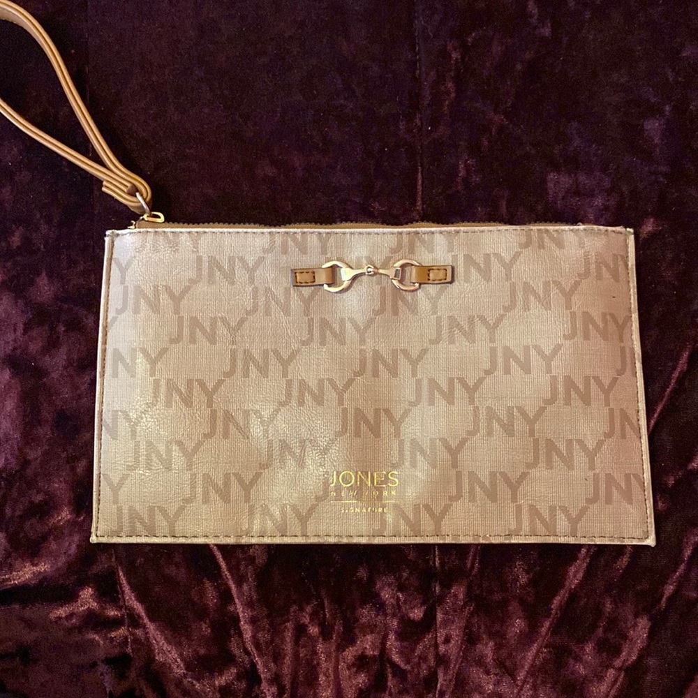 Mini Jones NY purse!